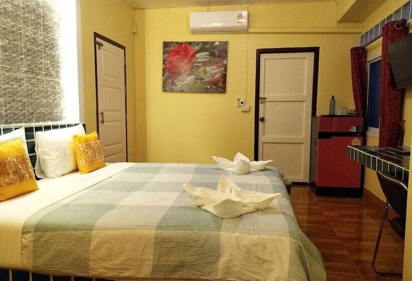 호텔 Baan Sai Thong