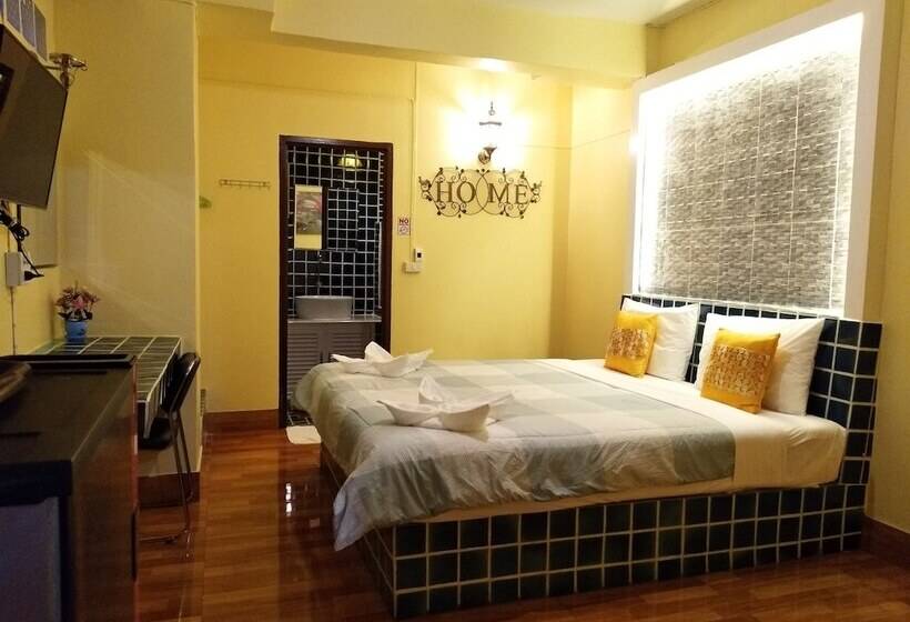 호텔 Baan Sai Thong