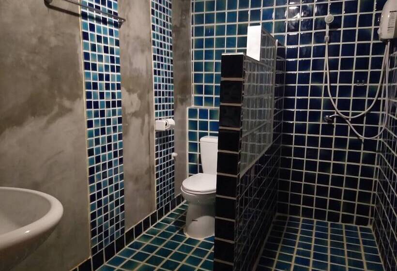 호텔 Baan Sai Thong