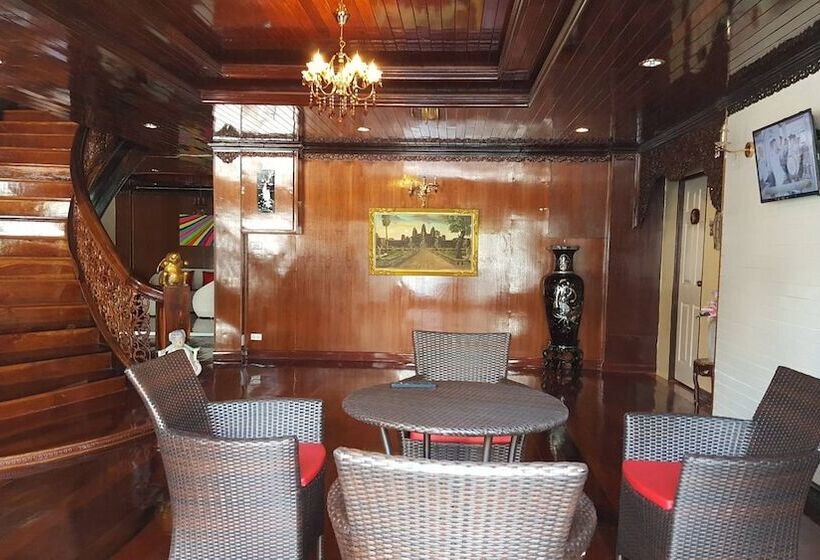 호텔 Baan Sai Thong