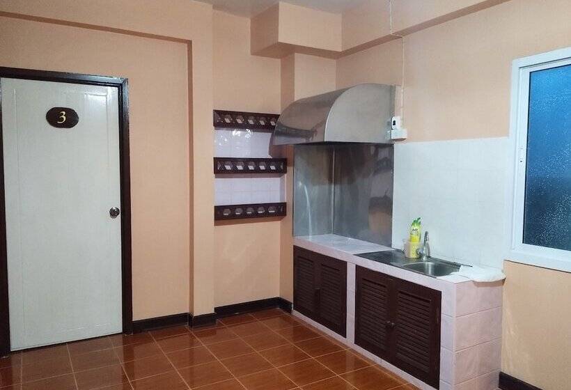 호텔 Baan Sai Thong