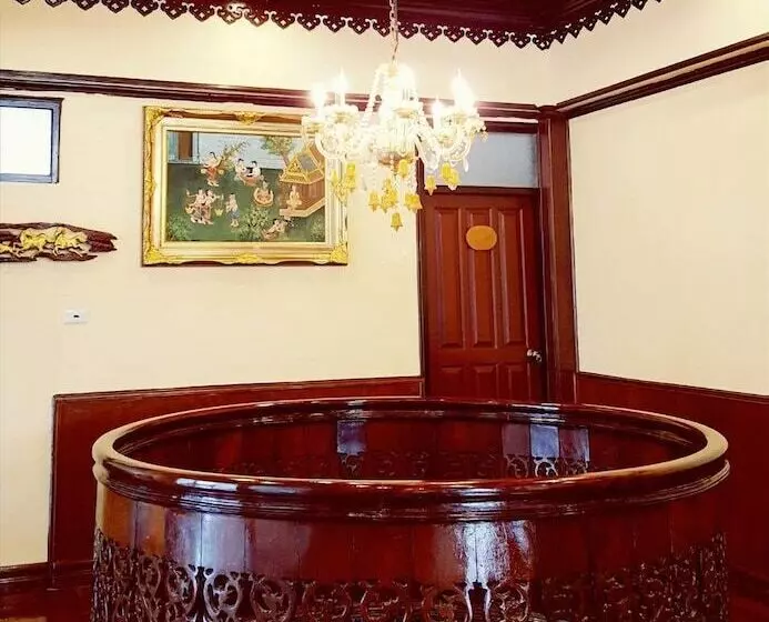 هتل Baan Sai Thong