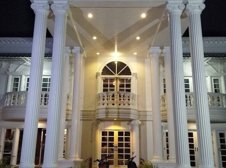 호텔 Baan Sai Thong