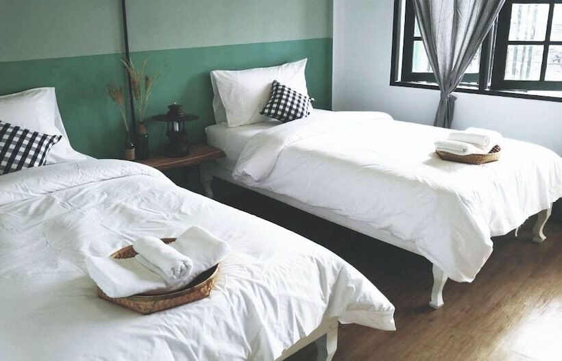 ホテル I Dna Phanatnikhom Hometel