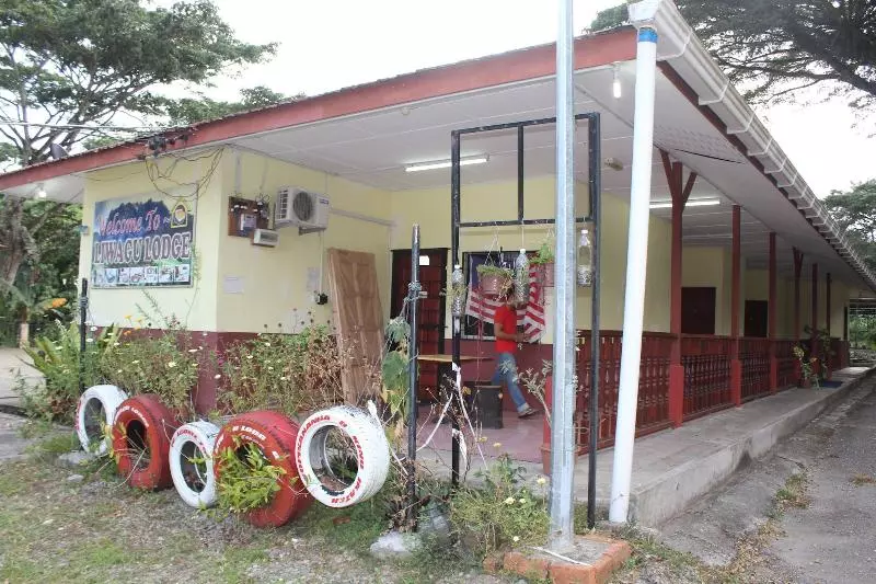 ホテル Liwagu Lodge