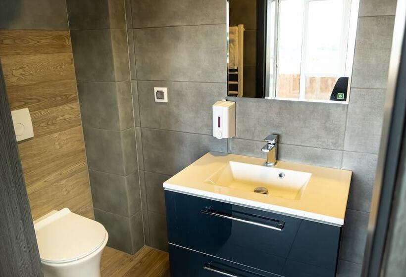 בית מלון כפרי Orange Tree