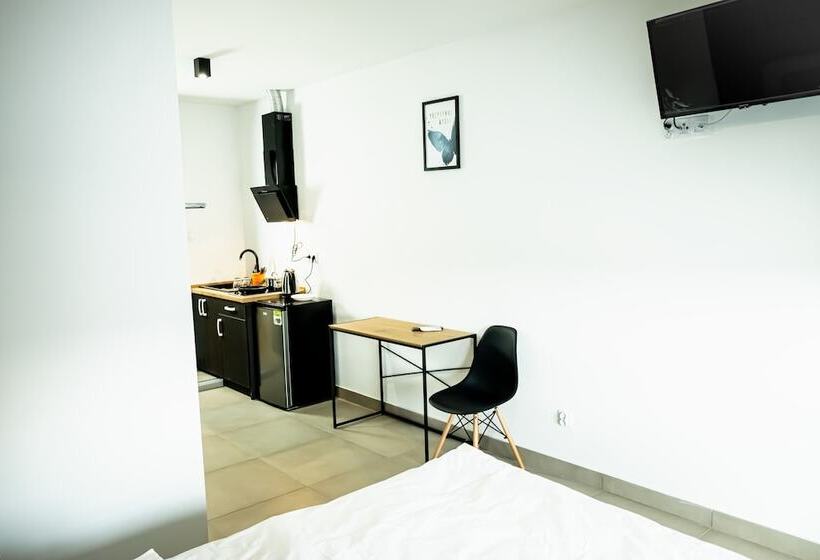 בית מלון כפרי Orange Tree