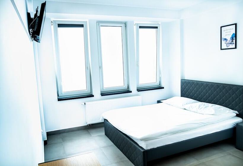 בית מלון כפרי Orange Tree