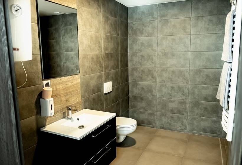 בית מלון כפרי Orange Tree