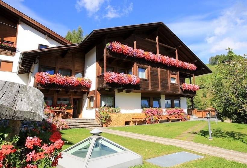 Отель Pension Maria