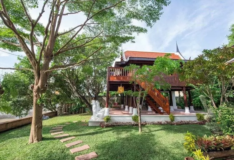 هتل Phuttal Residence