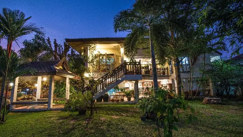 هتل Phuttal Residence