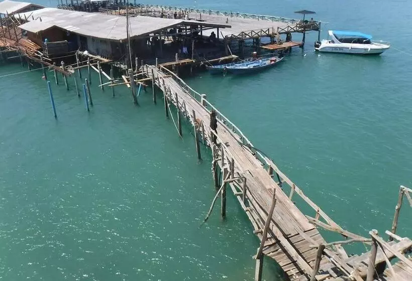 Hotelli Room 9 Hometel