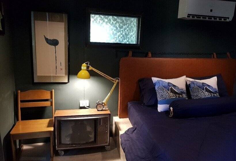 Hotel Room 9 Hometel