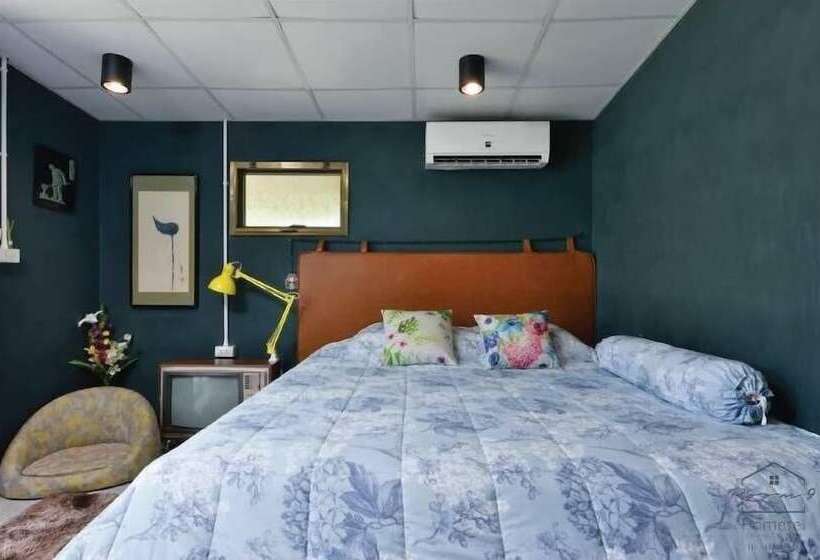 Hotel Room 9 Hometel