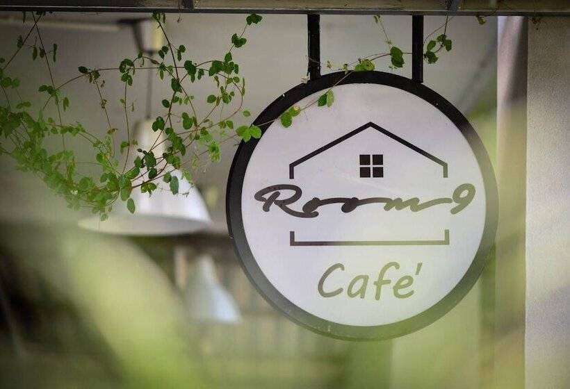 Hotel Room 9 Hometel