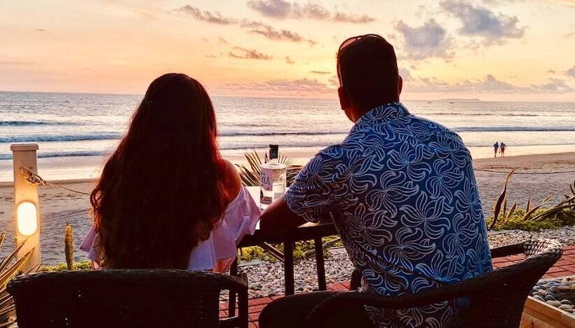 Hotel Sanctuary Puerto Cayo Lodge