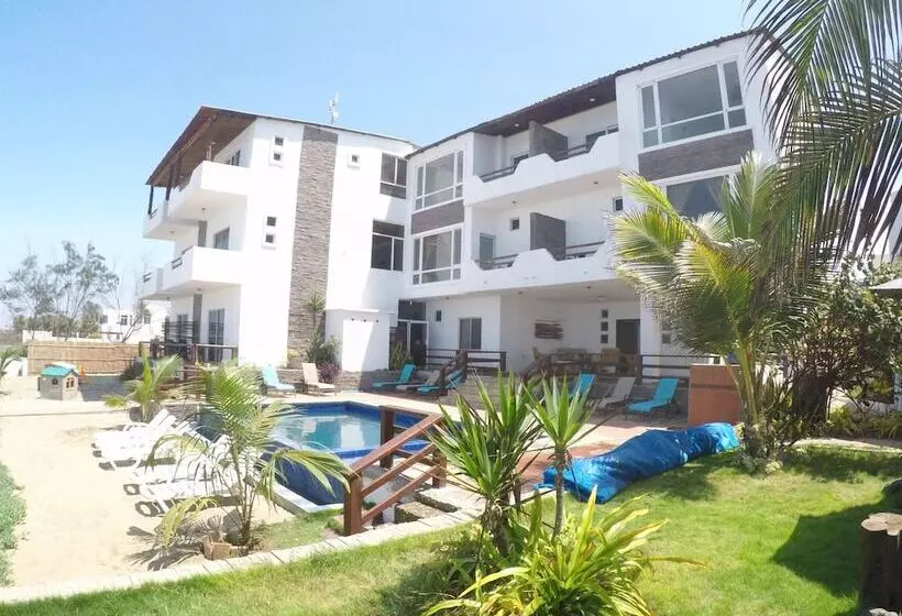 هتل Sanctuary Puerto Cayo Lodge