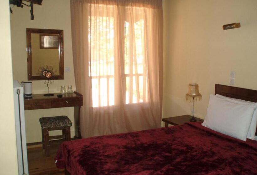 Отель Guesthouse Sinoi