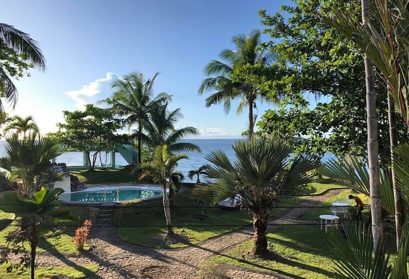 Puesta Del Sol Beach Bungalows