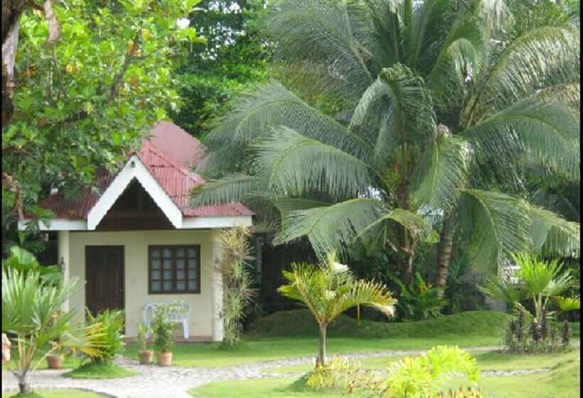 Puesta Del Sol Beach Bungalows