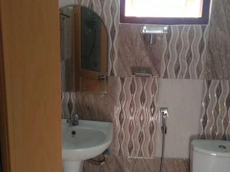 Majatalo Vihara Safari Homestay