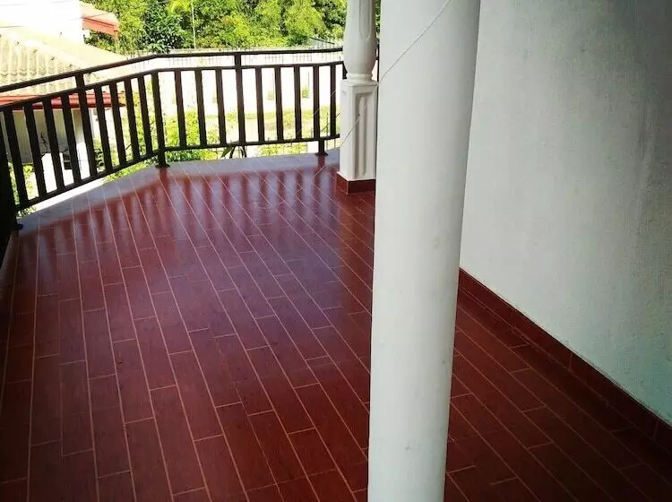 Majatalo Vihara Safari Homestay