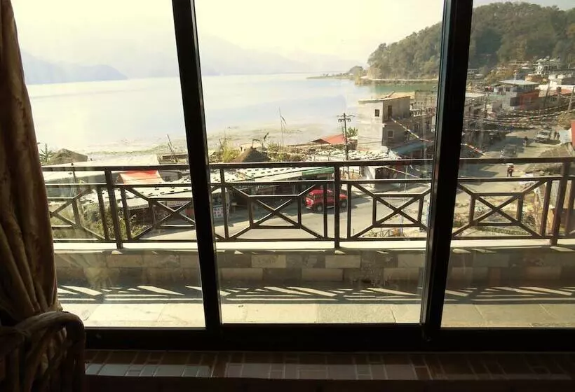 هتل Lake Vision Guesthouse