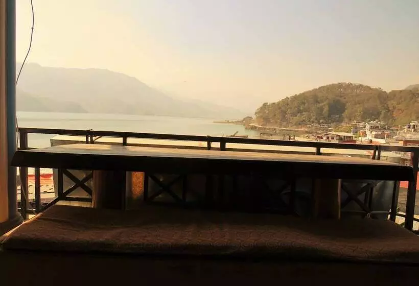 هتل Lake Vision Guesthouse