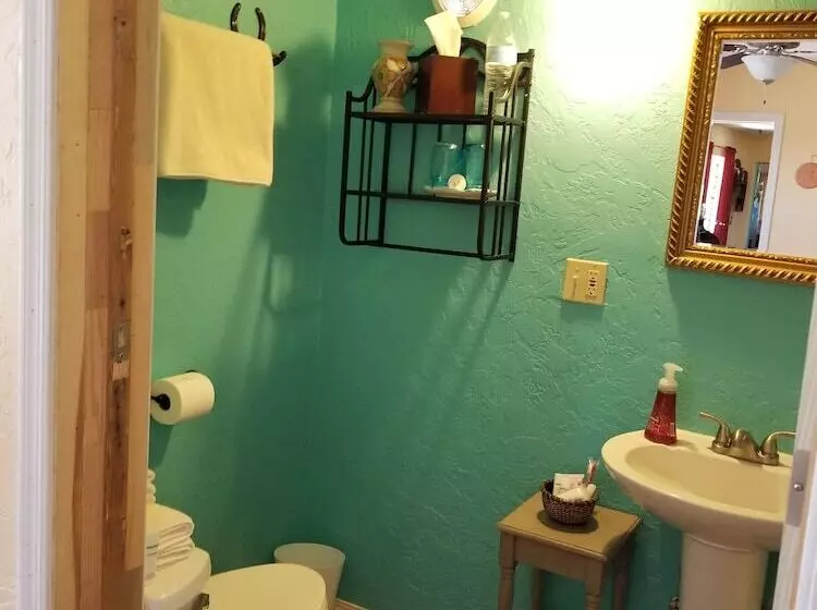 Casa Azul Bed & Breakfast