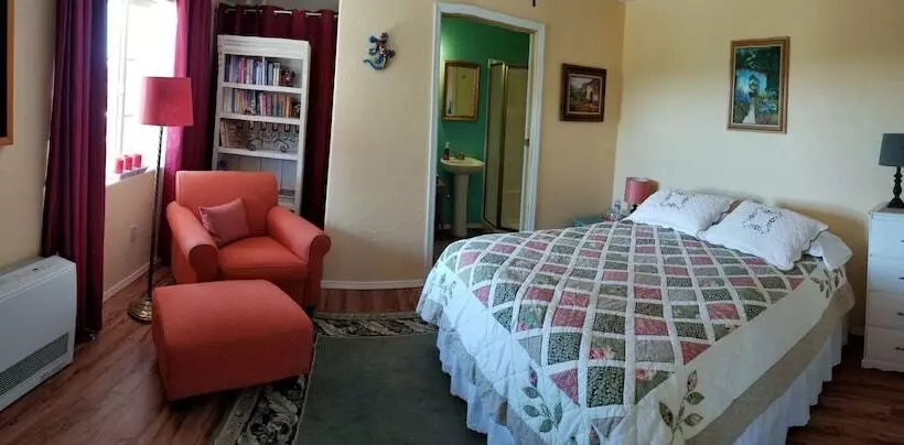 Casa Azul Bed & Breakfast