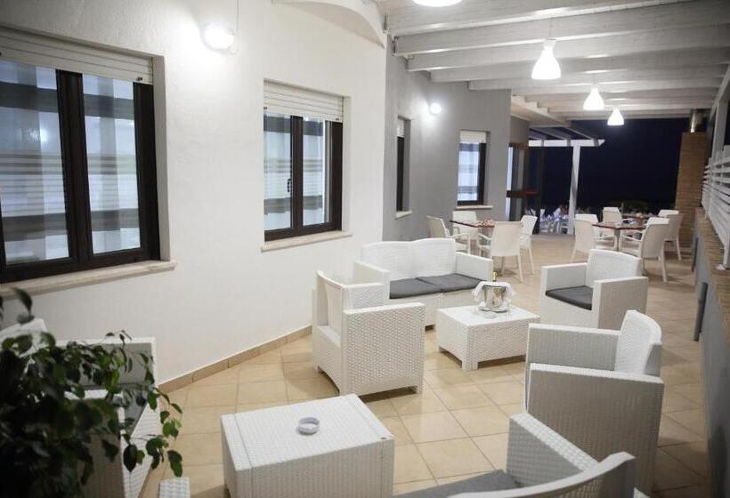 פונדק Dolce Stella