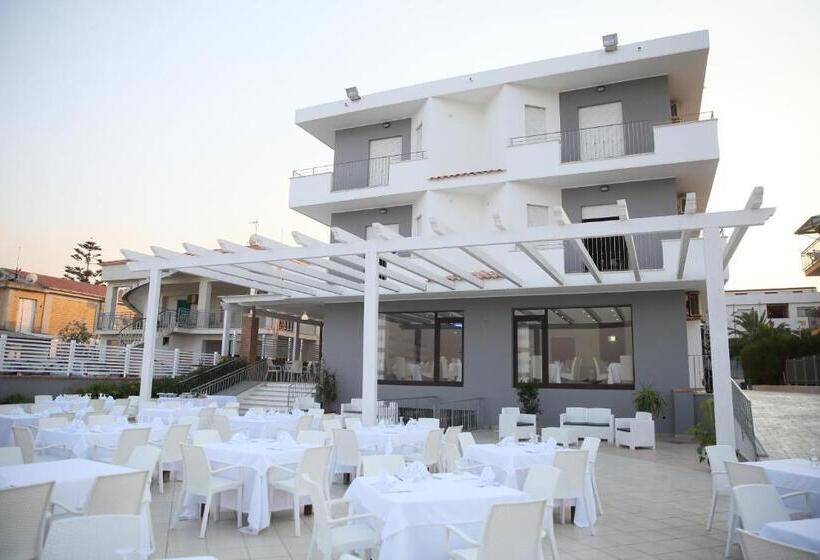 פונדק Dolce Stella