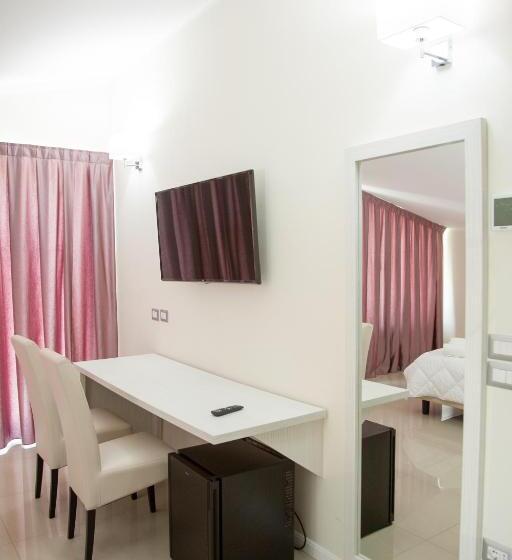 פונדק Dolce Stella