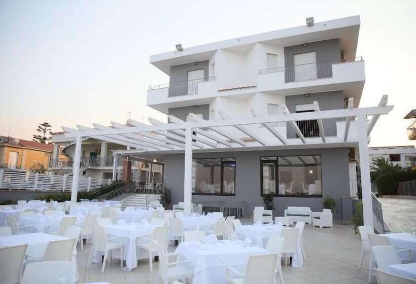 פונדק Dolce Stella