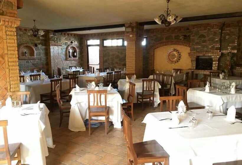 פונדק Dolce Stella