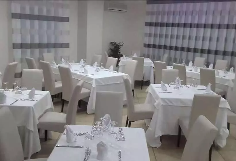 簡易ホテル Dolce Stella