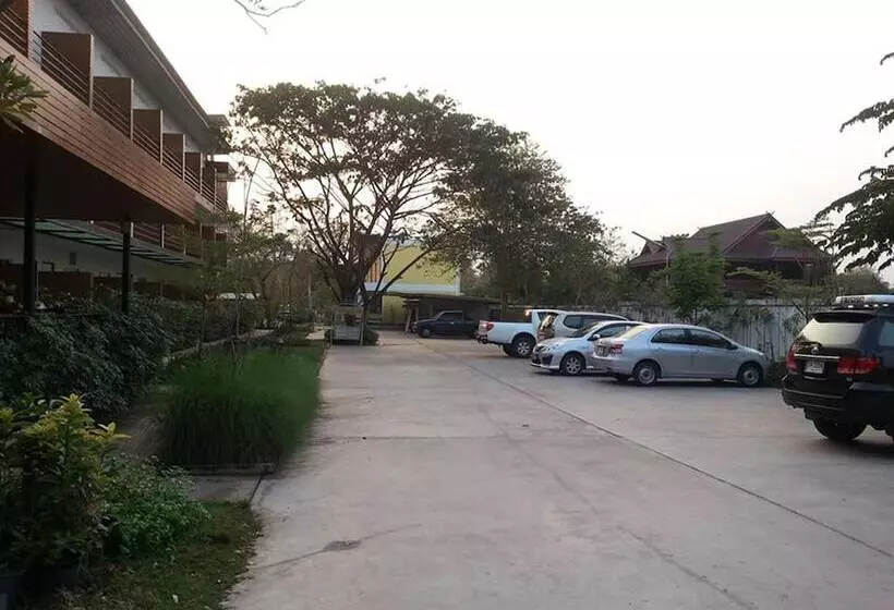 Hotelli Baansakulpetch