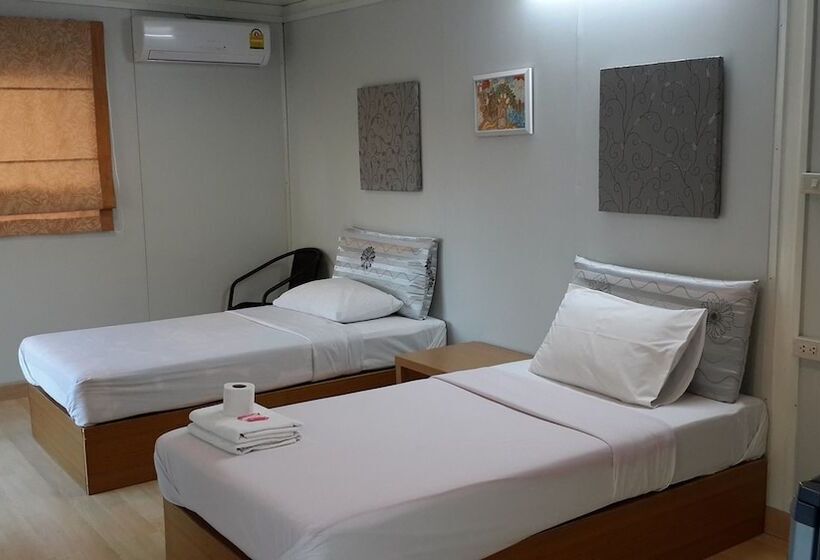 هتل Baansakulpetch