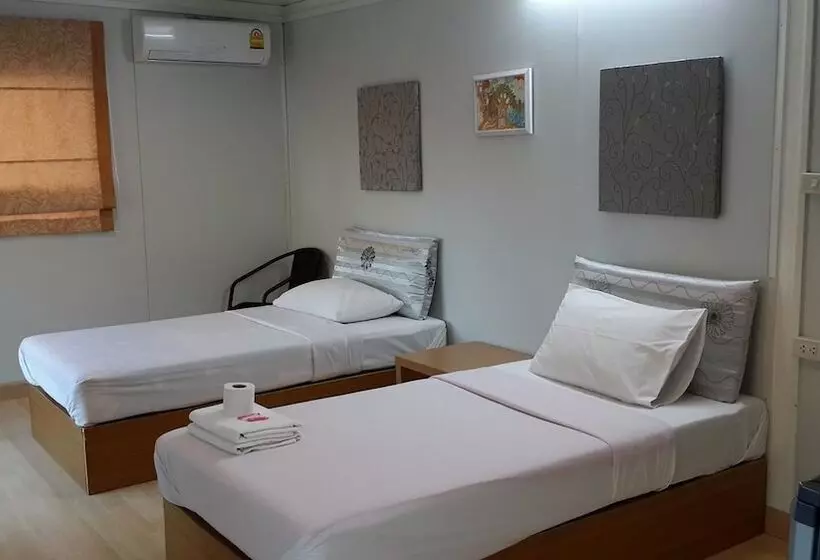 Hotelli Baansakulpetch