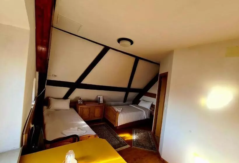 Majatalo Armenopolis   Adults Only