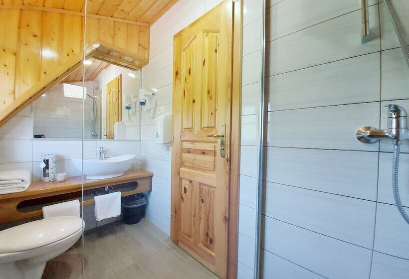 פנסיון Plitvice Ethno House