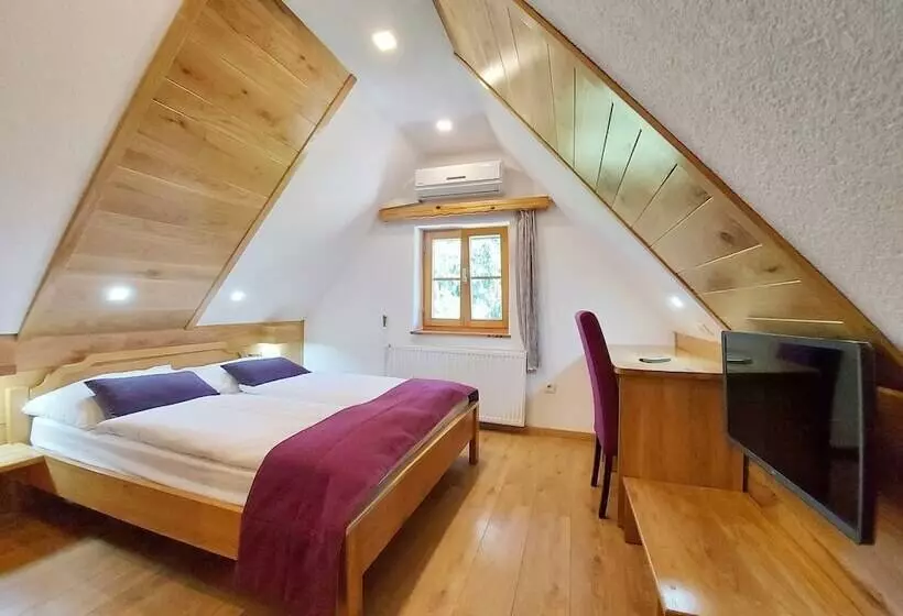 Majatalo Plitvice Ethno House