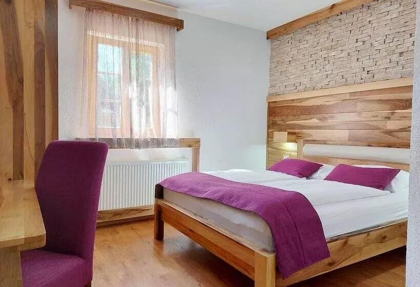 Majatalo Plitvice Ethno House