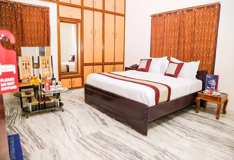 ペンション Ss Guest House By Oyo Rooms