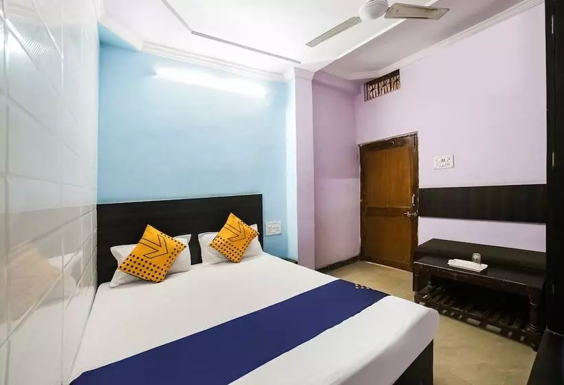 Spot On 45729 Hotel Kailash