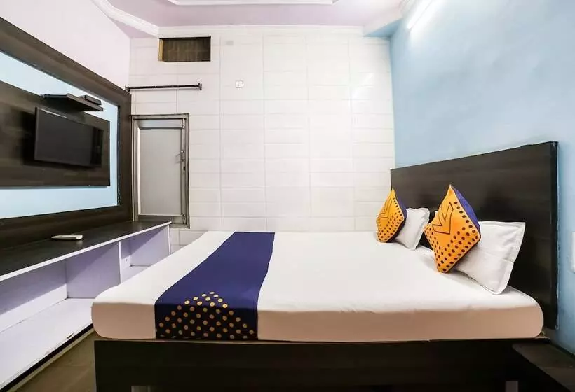 Spot On 45729 Hotel Kailash