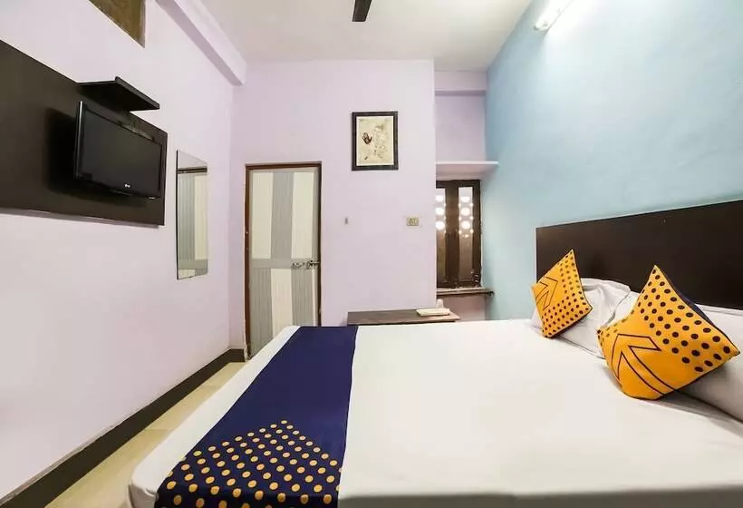 Spot On 45729 Hotel Kailash