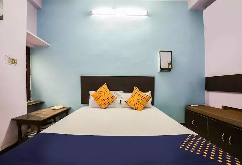 Spot On 45729 Hotel Kailash