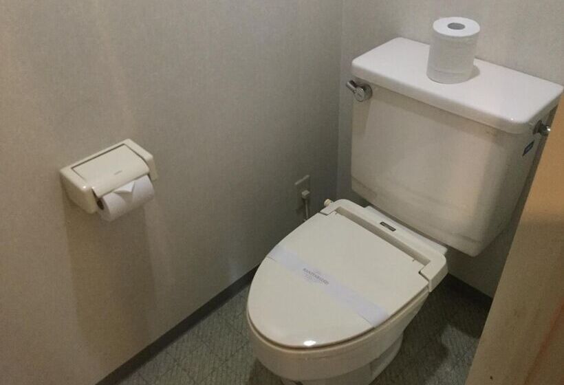 בית מלון כפרי Four C's